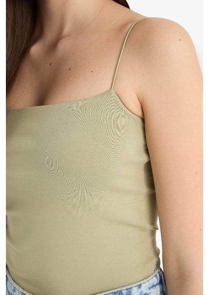 Yeni Sezon Fitted Kare Yaka Basic Düz Askılı Atlet