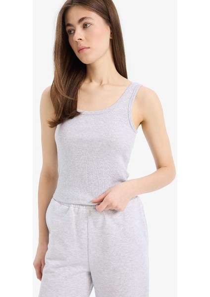 Yeni Sezon Slim Fit Dar Kesim Basic Düz U Yaka Fitilli Kaşkorse Atlet modelleri