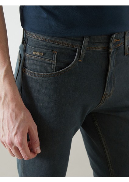 Yeni Sezon 750 Slim Fit Erkek Jean Pantolon - S5CB46Z8 modelleri
