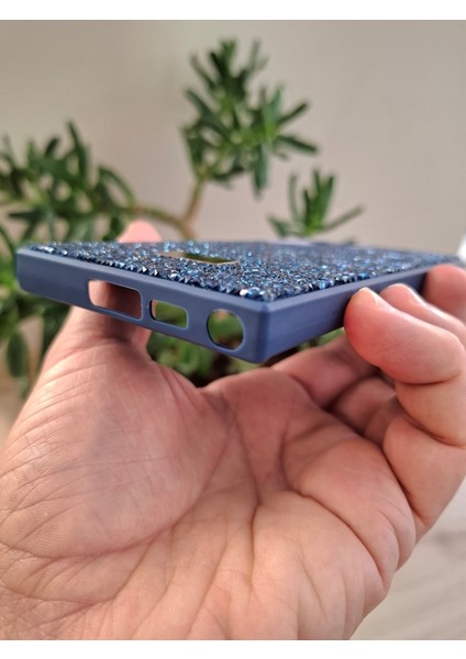 Samsung Galaxy S23 Ultra Uyumlu Işıltılı Taşlı Kamera Çıkıntılı Içi Kadife Kaliteli Lüks Kılıf