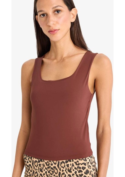 Yeni Sezon Slim Fit Dar Kesim Basic Düz Kare Yaka Atlet