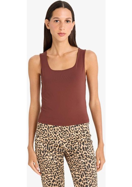 Yeni Sezon Slim Fit Dar Kesim Basic Düz Kare Yaka Atlet