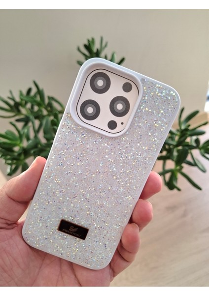 iPhone 15 Pro Uyumlu Işıltılı Taşlı Kamera Çıkıntılı Içi Kadife Kaliteli Lüks Kılıf
