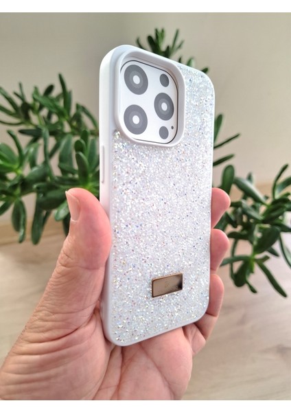 iPhone 15 Pro Uyumlu Işıltılı Taşlı Kamera Çıkıntılı Içi Kadife Kaliteli Lüks Kılıf modelleri