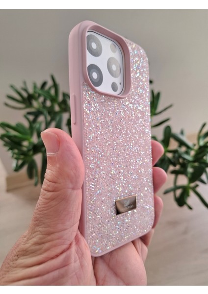 iPhone 15 Pro Uyumlu Işıltılı Taşlı Kamera Çıkıntılı Içi Kadife Kaliteli Lüks Kılıf modelleri