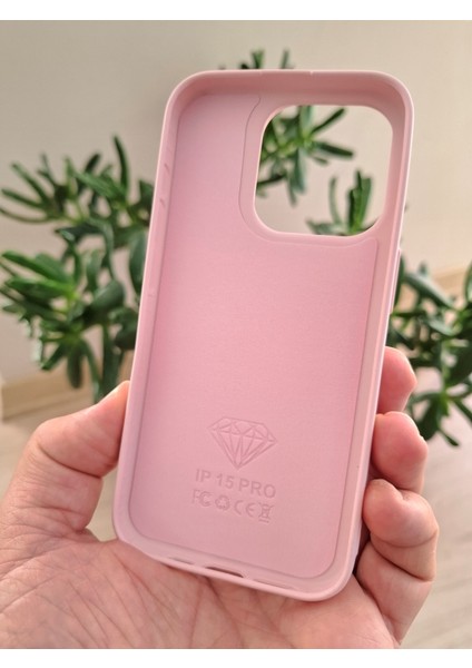 iPhone 15 Pro Uyumlu Işıltılı Taşlı Kamera Çıkıntılı Içi Kadife Kaliteli Lüks Kılıf
