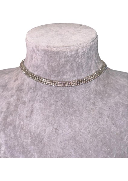 Full Taşlı Üç Sıra Parlak Choker Kolye ve Küpe Seti