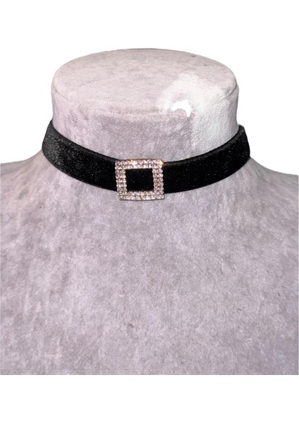 Kadife Kare Taşlı Choker Kolye