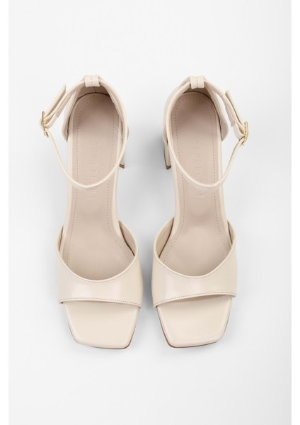 Kadın Sarge Ekru Parlak Cilt Topuklu Ayakkabı fırsatları