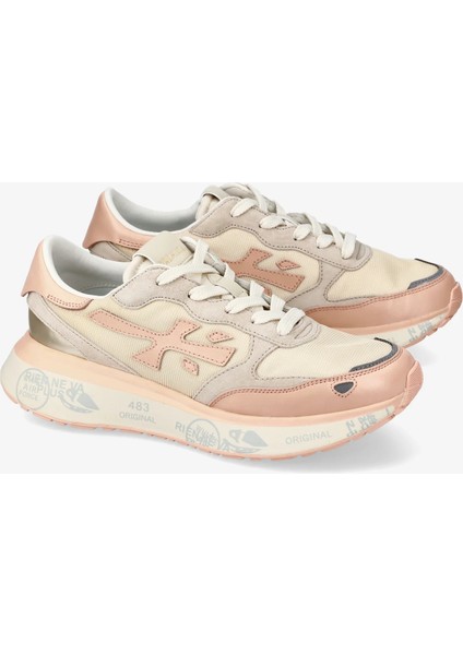 Sneakers Lauryn 7483 modelleri