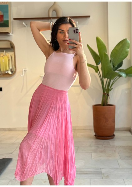 Pembe Asimetrik Etek fiyatları