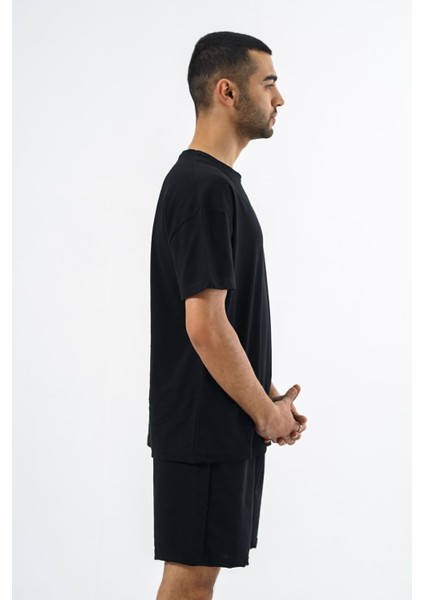 Erkek Regular Fit Düz Siyah Şort