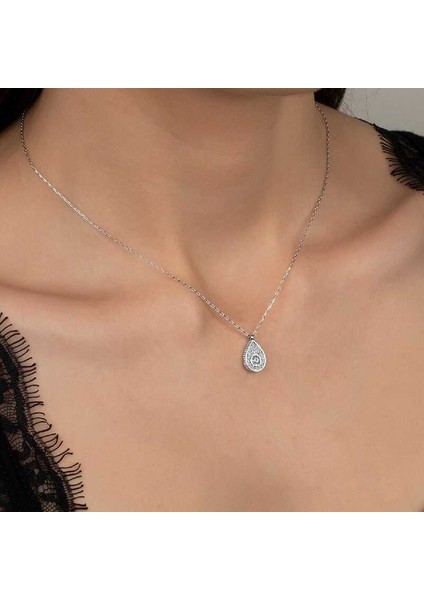 Swarovski Taşlı Gümüş Damla Tektaş Bayan Kolye fiyatları