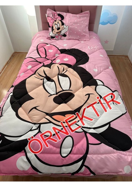 Ayda Uyuyan Bebek Ayı Desenli Kapitone Çocuk Yorgan ve Yastık Kılıfı