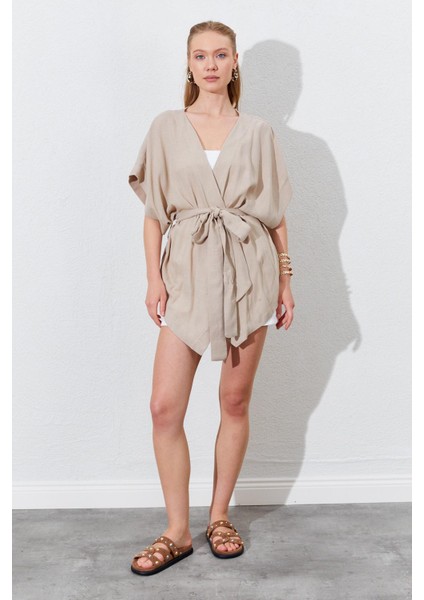 Kadın Koyu Bej Düşük Kol Kuşaklı Kimono