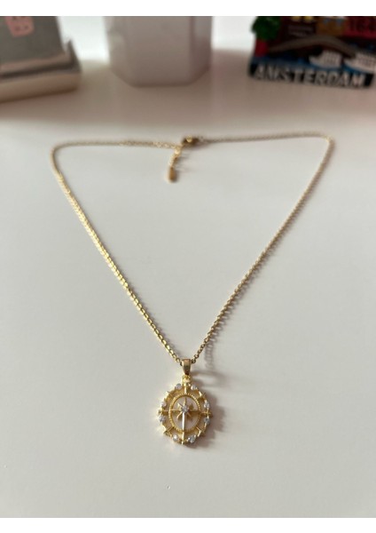 Zirkon Taşlı Kuzey Yıldızı Kolye – Ince Gold Zincir, Paslanmaz Çelik
