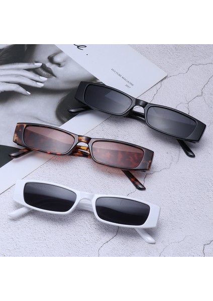 Mat Kırmızı Stil Küçük Dikdörtgen Güneş Gözlüğü Retro Dar Çerçeve Güneş Gözlüğü Trend UV400 Güneş Gözlüğü Vintage Kare Gözlük Eski Moda Gözlük (Yurt Dışından) indirimleri