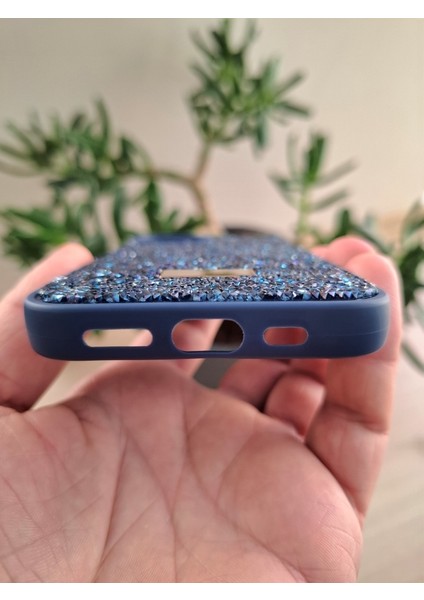 iPhone 13 / 14 ve 15 Uyumlu Işıltılı Taşlı Kamera Çıkıntılı Içi Kadife Kaliteli Lüks Kılıf indirimleri