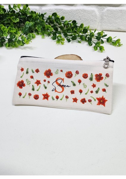 Kişiye Özel İsme Özel Bez Kalemlik Kırmızı Çiçekli ve Yaprak Desenli Mini Organizer