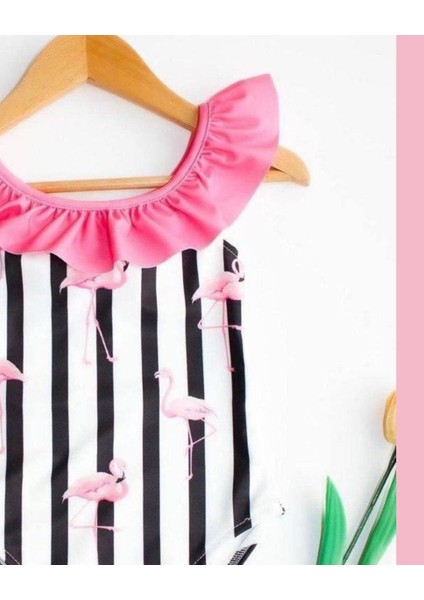 Kız Çocuk Fırfır Yaka Siyah Beyaz Çizgili Flamingo Desen Detaylı Mayo Bikini fiyatları