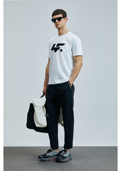 Pamuk Karışımlı Regular Fit Bisiklet Yaka Logolu T Shirt Erkek T Shirt 111020243 fırsatları