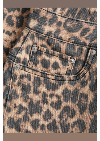 Kadin Leopar Desenli Baggy Sort - Sarah