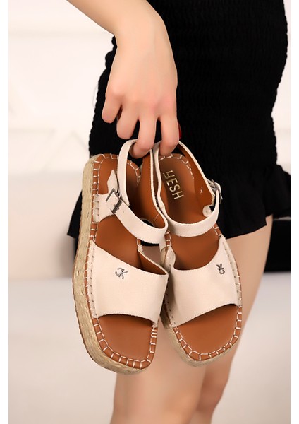 F 01 Hasır Düz Tabanlı Sandalet fırsatları