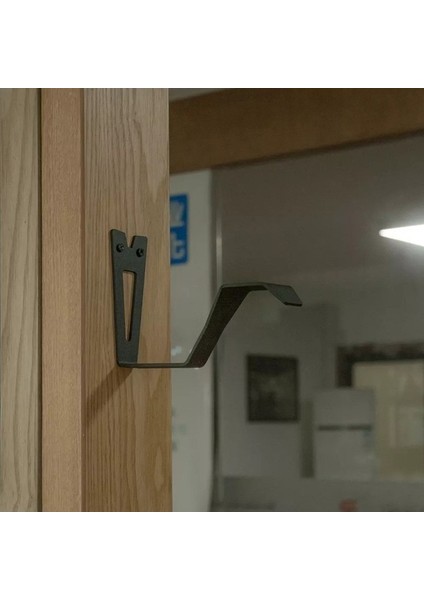 Siyah Motosiklet Kask Tutucu, Kask Askısı, Teçhizat Askısı, Motosiklet Kask Askısı modelleri