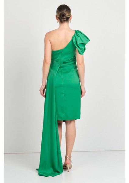 Kadın Tek Omuz Detaylı Yandan Kuyruklu Abiye Elbise 3474 Benetton fırsatları