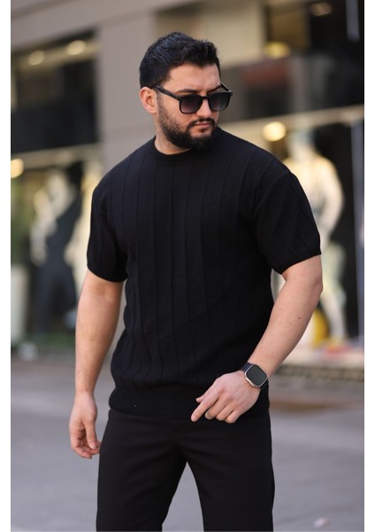 Siyah Bisiklet Yaka Kabartma Triko Örme Kısa Kollu Tişört