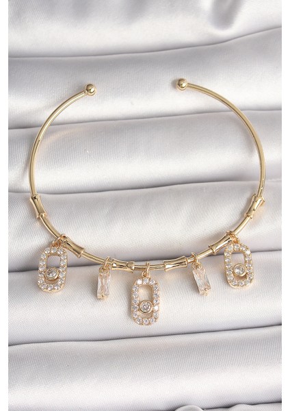 Pirinç Gold Renk Sallantı Zirkon Taşlı Messika Figür Charm Kadın Bileklik