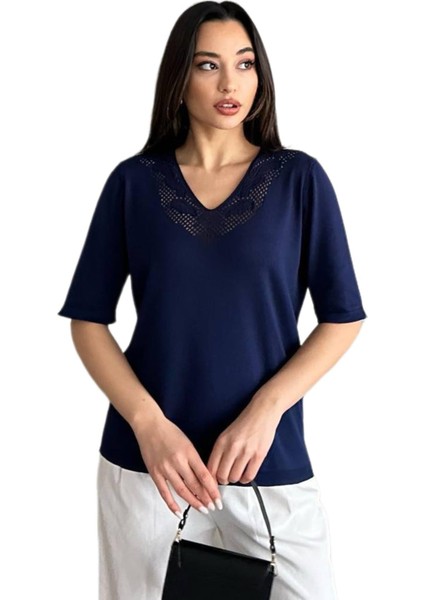 Kadın Yarım Kol V Yaka Yaka Sırt Detaylı Triko Tişöt 12837 BGL-ST04658