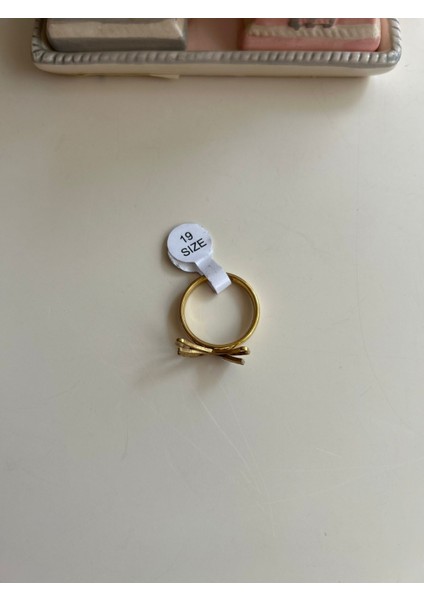 “gökyüzünün Zarafeti” Gold Renk, 2 Melek Kanatlı, 19 Numara - Paslanmaz Çelik Yüzük modelleri