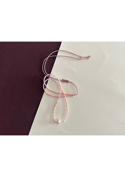 Meeri Jewelry Gerçek Incili Ayarlanabilir Kibar ve Şık Cam Boncuk Kolye fiyatları