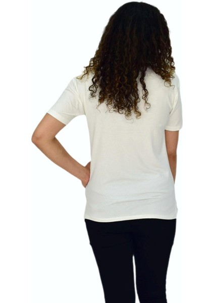Kadın Yarım Kol V Yaka Likralı Tişöt BGL-ST04651