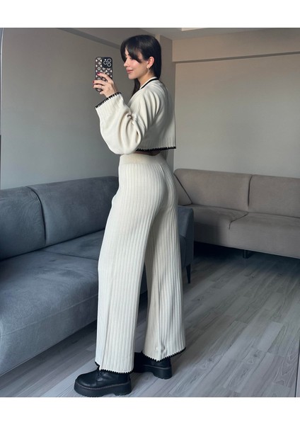 Kadın Ekru Nakışlı Kalın Kışlık Crop Triko Kazak ve Palazzo Pantolon Alt Üst Takım Triko Ikili Takım fırsatları