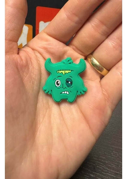 Terlik Süsü/canavar