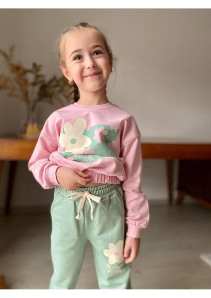 Kiız Çocuk 2'li Takım. Çiçek Motifli Mükemmel Kalite 2 Iplik Tam Kalıp Pamuklu Takım