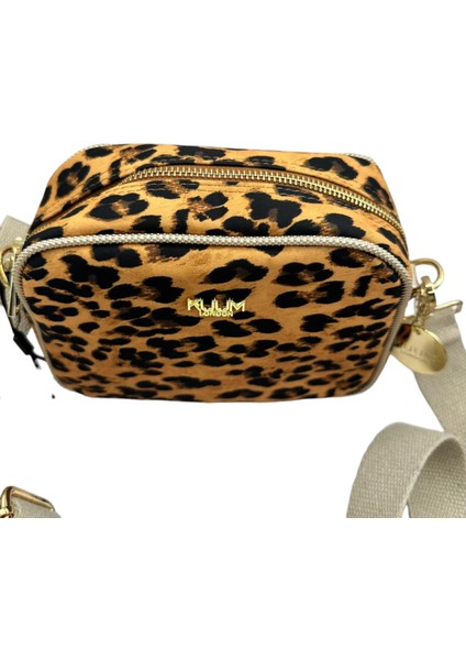 Omuz Askılı Leopar Desenli Premium Kadın Çantası 21X16X9CM fırsatları