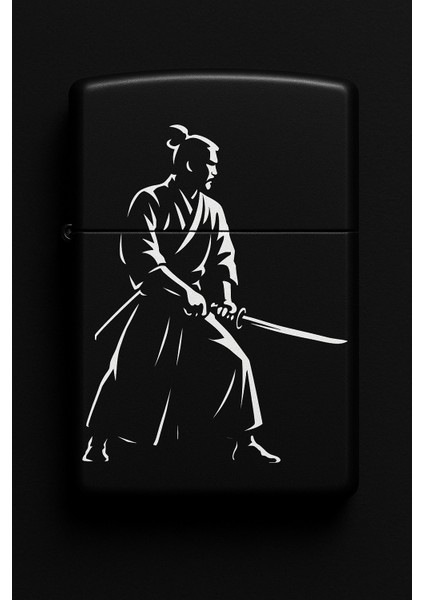 Samuray Desenli Kişiye Özel Isimli Siyah Benzinli Metal Çakmak 2
