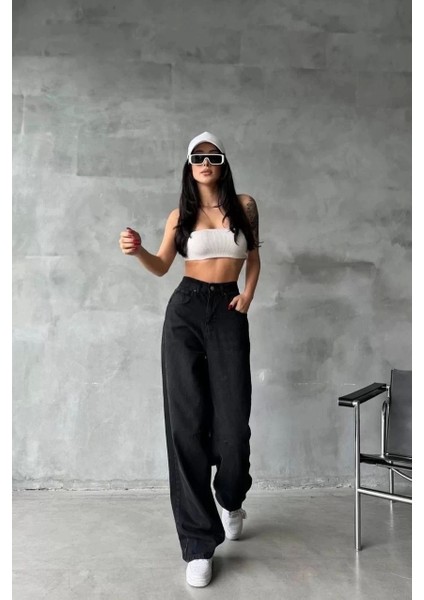 Arkadan Tokalı Jeans Pantolon Siyah