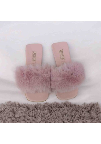 Tüylü Kadın Terlik – Rahat, Günlük ve Çeyizlik Ev Terliği modelleri