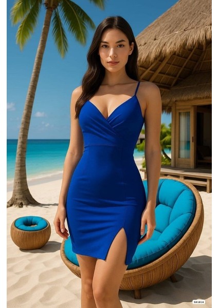 Kadın Yırtmaç Detaylı Askılı Kruvaze Yaka Scuba Krep Kumaş Mını Elbıse