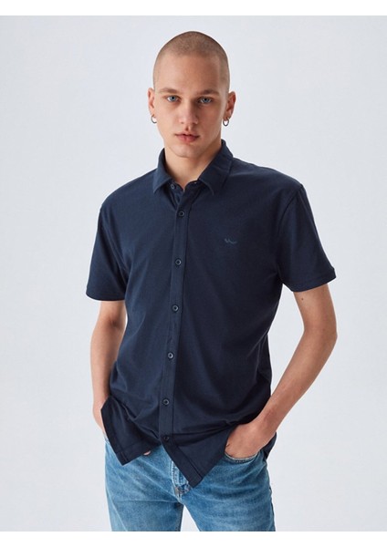 Erkek Basıc Slım Fit Kısa Kollu Lacivert T-shırt fiyatları
