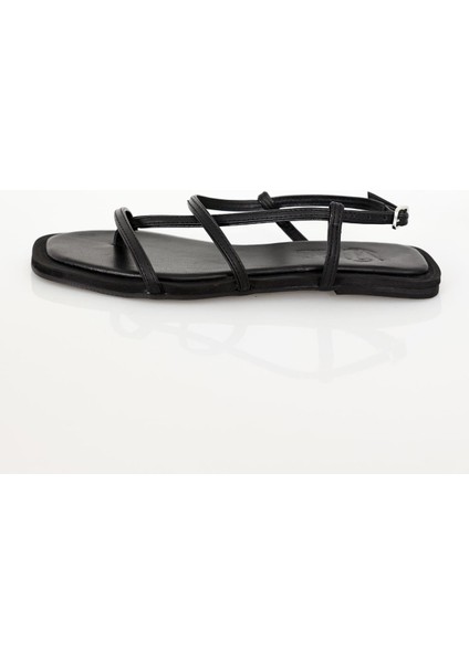 Siyah Ince Bantlı Sandalet 43301