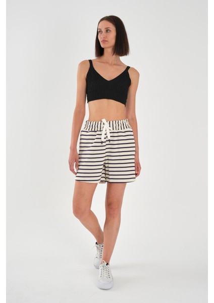 Alexandergardı Büyük Beden Çizgili Şort
