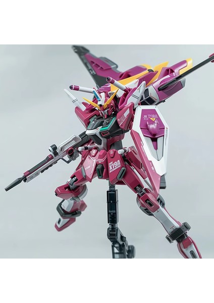 Gundam Yeni Doğan Güçlü Saldırı Unicorn Monte Edilmiş Model Oyuncaklar El Mecha (Yurt Dışından)