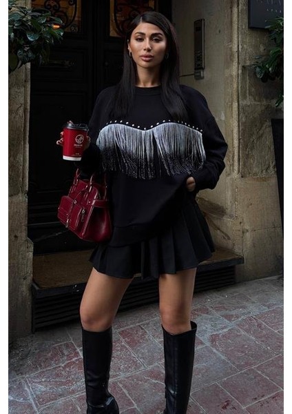 Püskül Detaylı Sweatshirt 8051