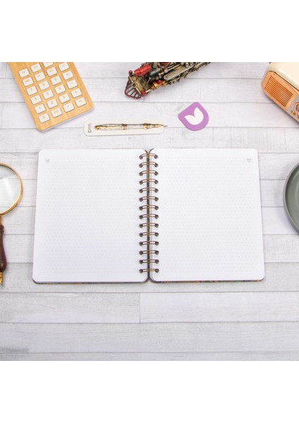 16,5x20 cm Şehir Sert Kapak Noktalı Tarihsiz Spiralli Defter