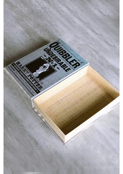 Kitap Görünümlü Dekoratif Kutu 16,5X24,5 cm Harry Potter Quibbler Lisanslı modelleri